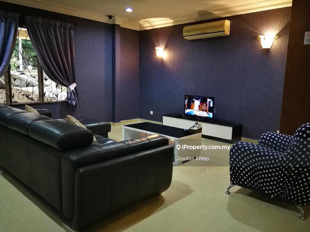 Kota Kemuning Anggerik 2sty corner 44x75 semi furnished n fully extend