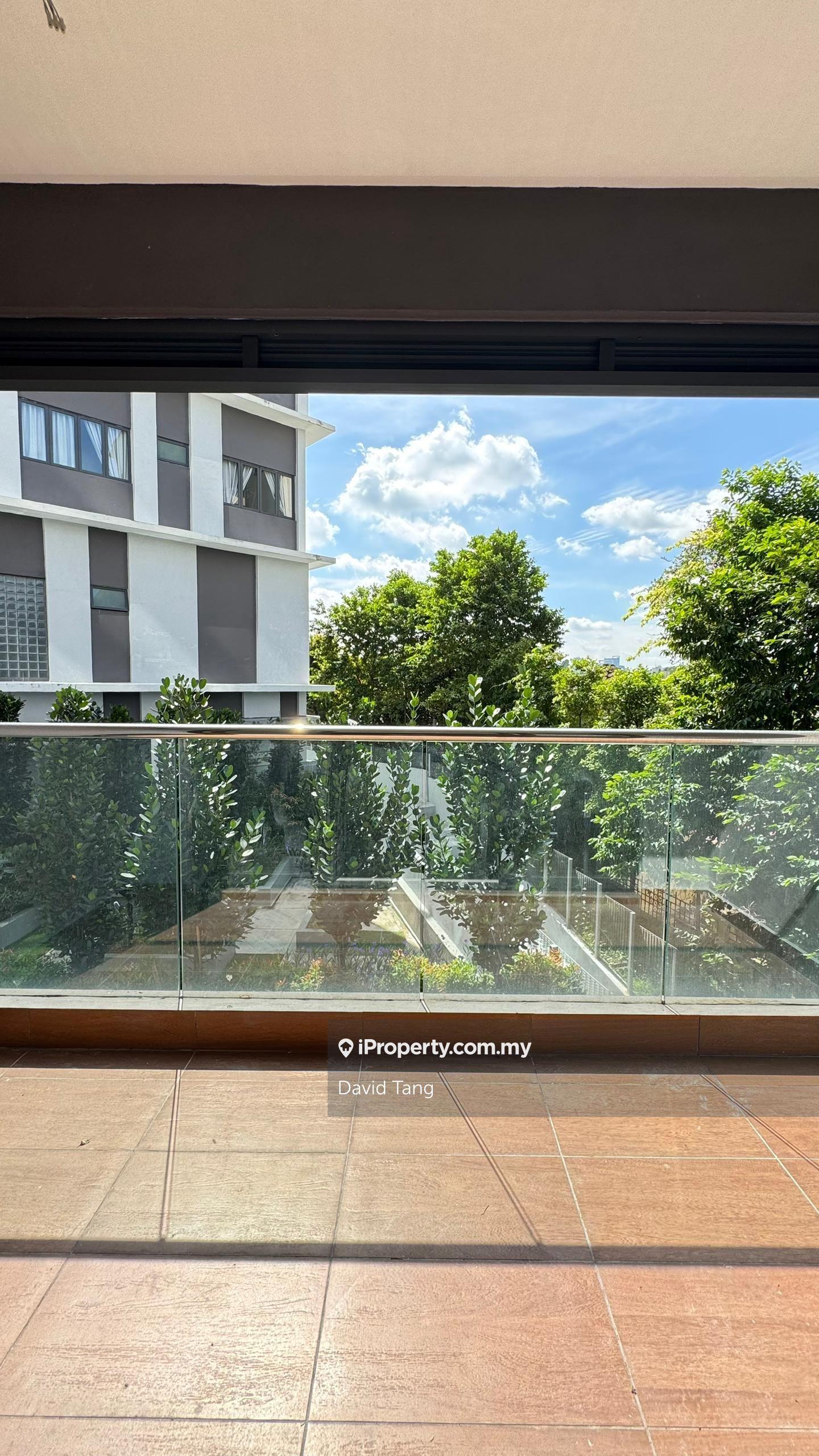 Low Density Condo In The Exclusive Damansara Heights.