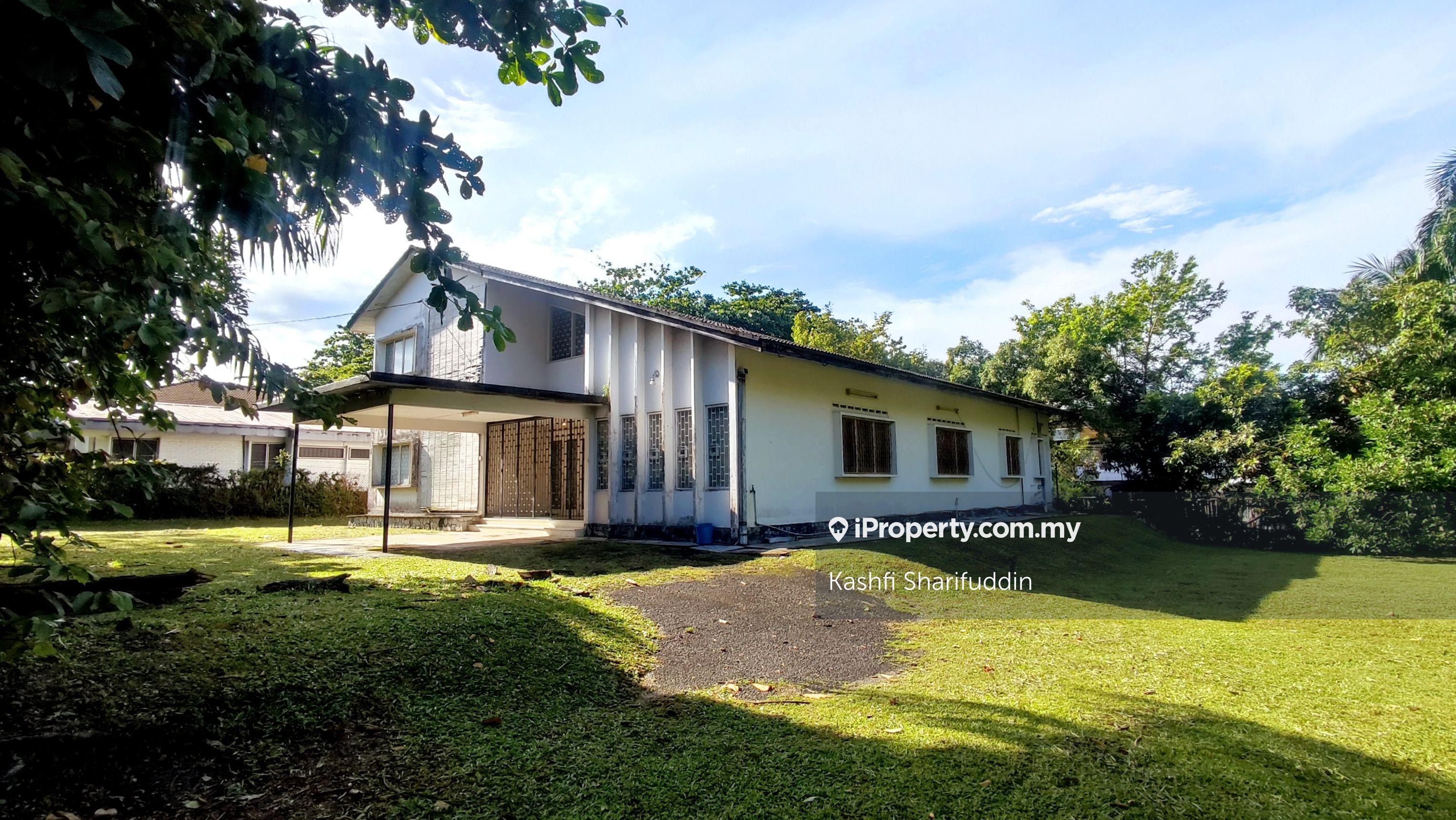 Ukay Height: Charming Old Bungalow. Freehold. Just 10 mins from KLCC