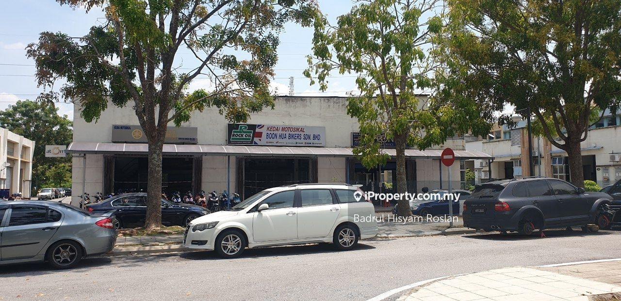 Limited 1.5 Storey Link Factory Warehouse Presint 14 Putrajaya
