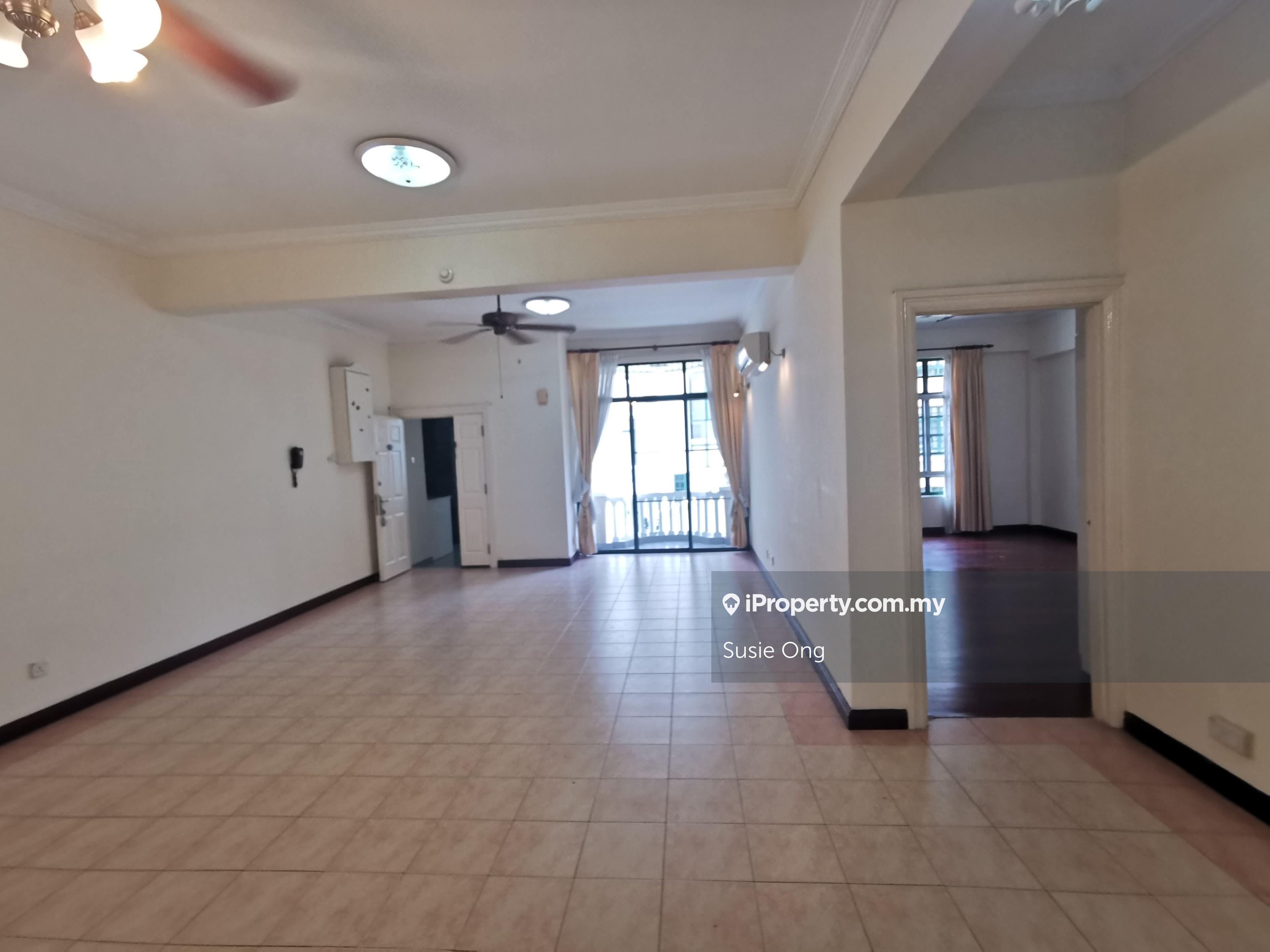 Escape to Serene Green Living in a Regal Villa 3-Bedroom