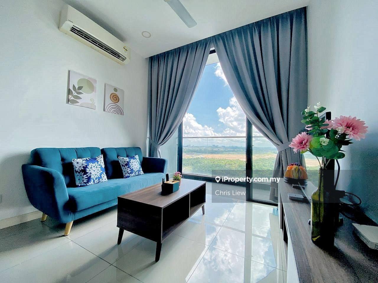 D' Pristine nice & tidy fully furnished unit, lake view, ready move in