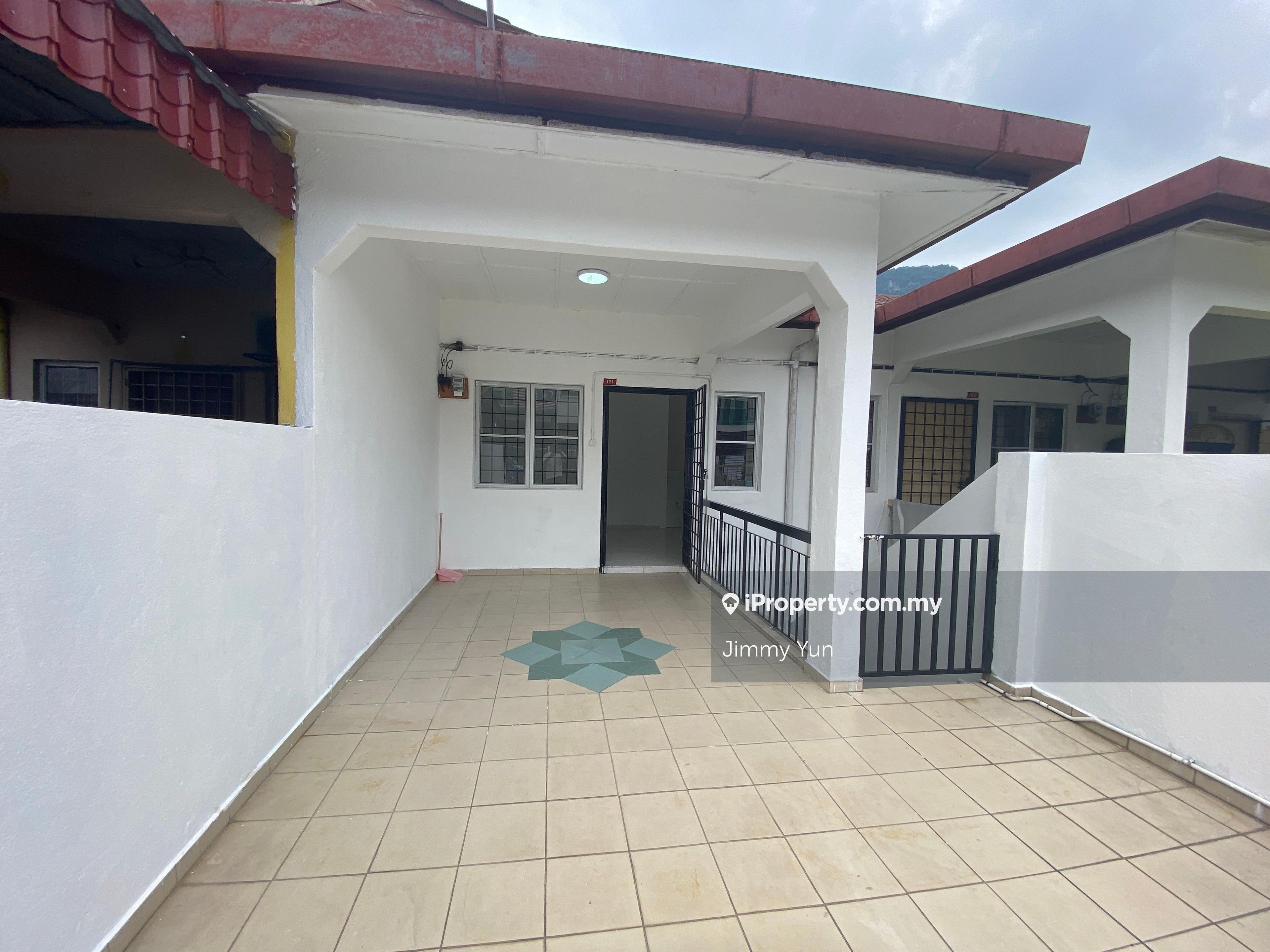 Two and half storey terrace house for sale