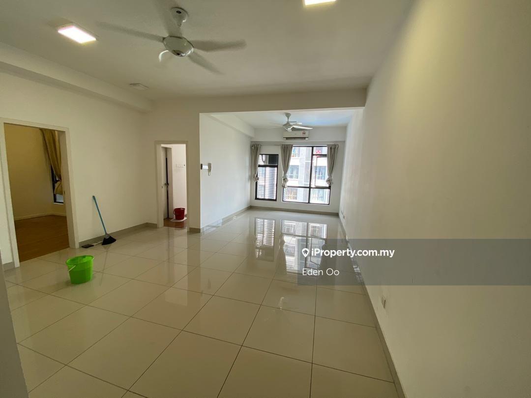 3 bedroom 2 bath Unit For rent Short Walk to Uow University