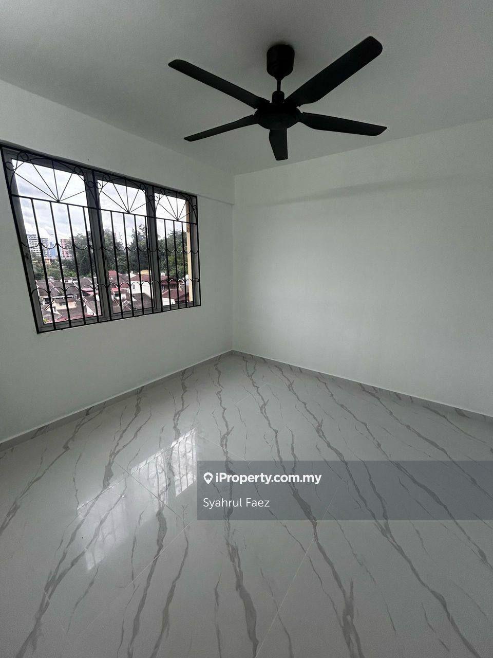 For sale: Flat Pkns au3 Taman Keramat, Kuala Lumpur