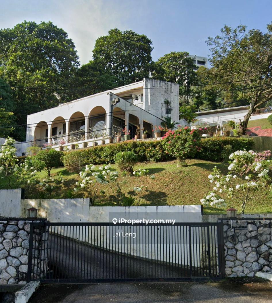 Bungalow at Bangsar nestled in a peaceful surroundings