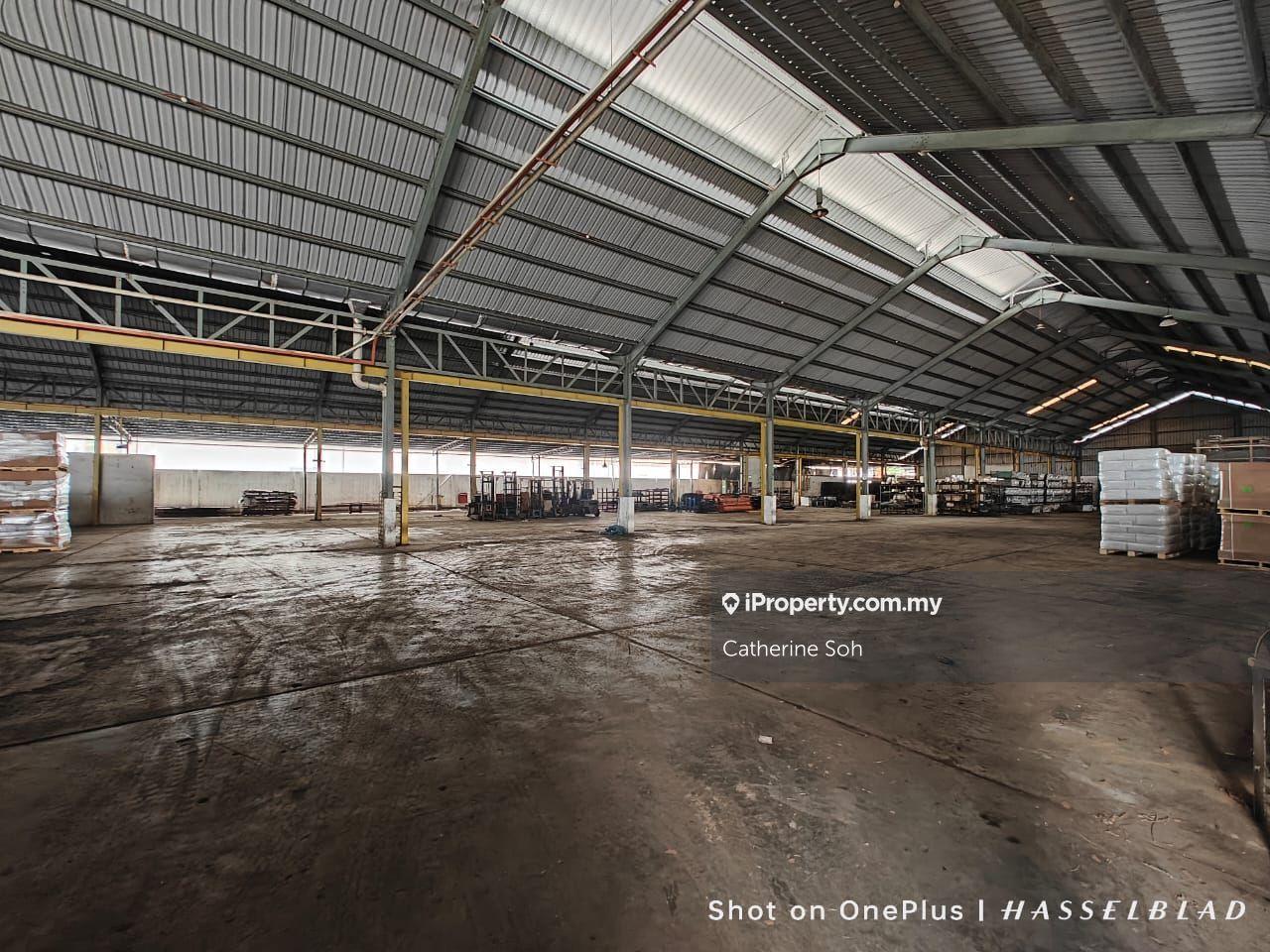 Ayer Keroh Industrial Factory with Building 2.43acres For Sale
