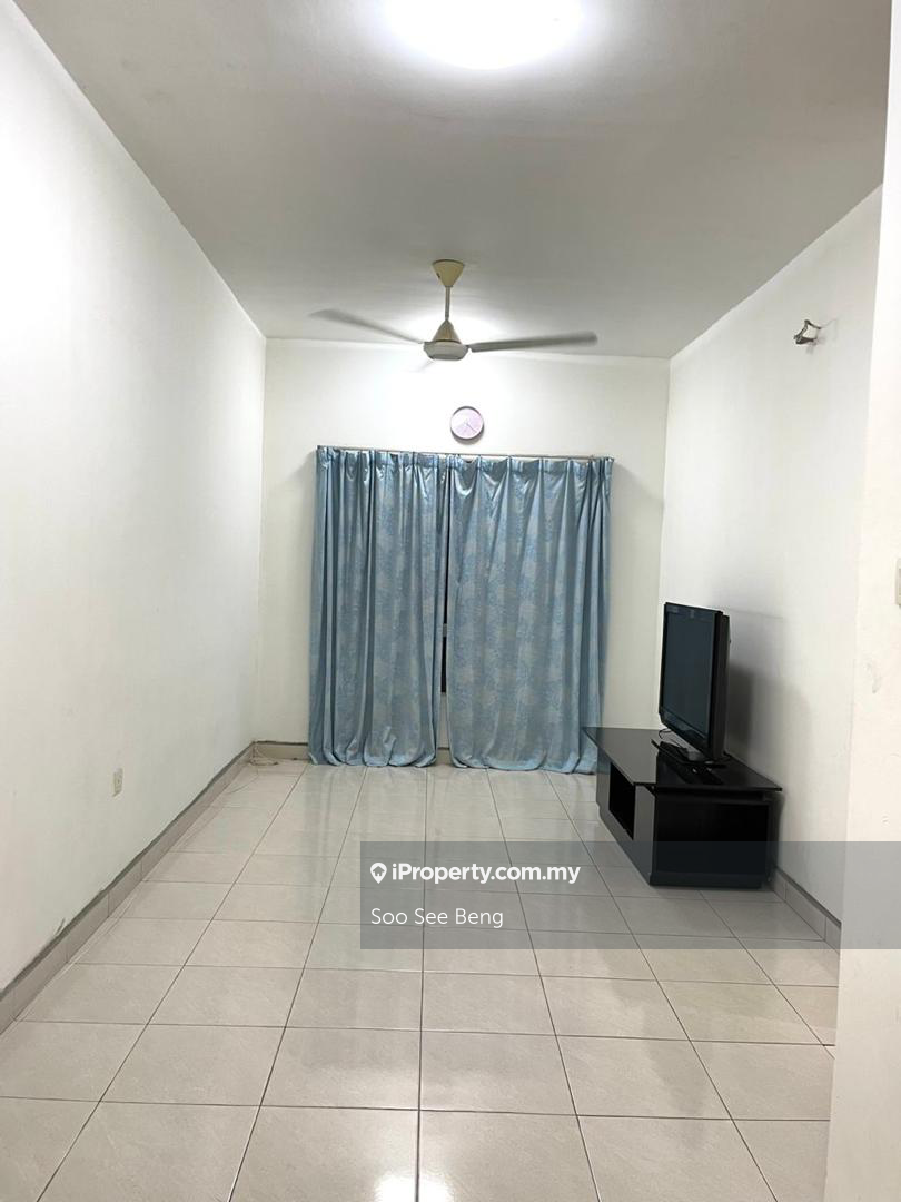 Metropolitan Square Condo, Block D, Basic unit