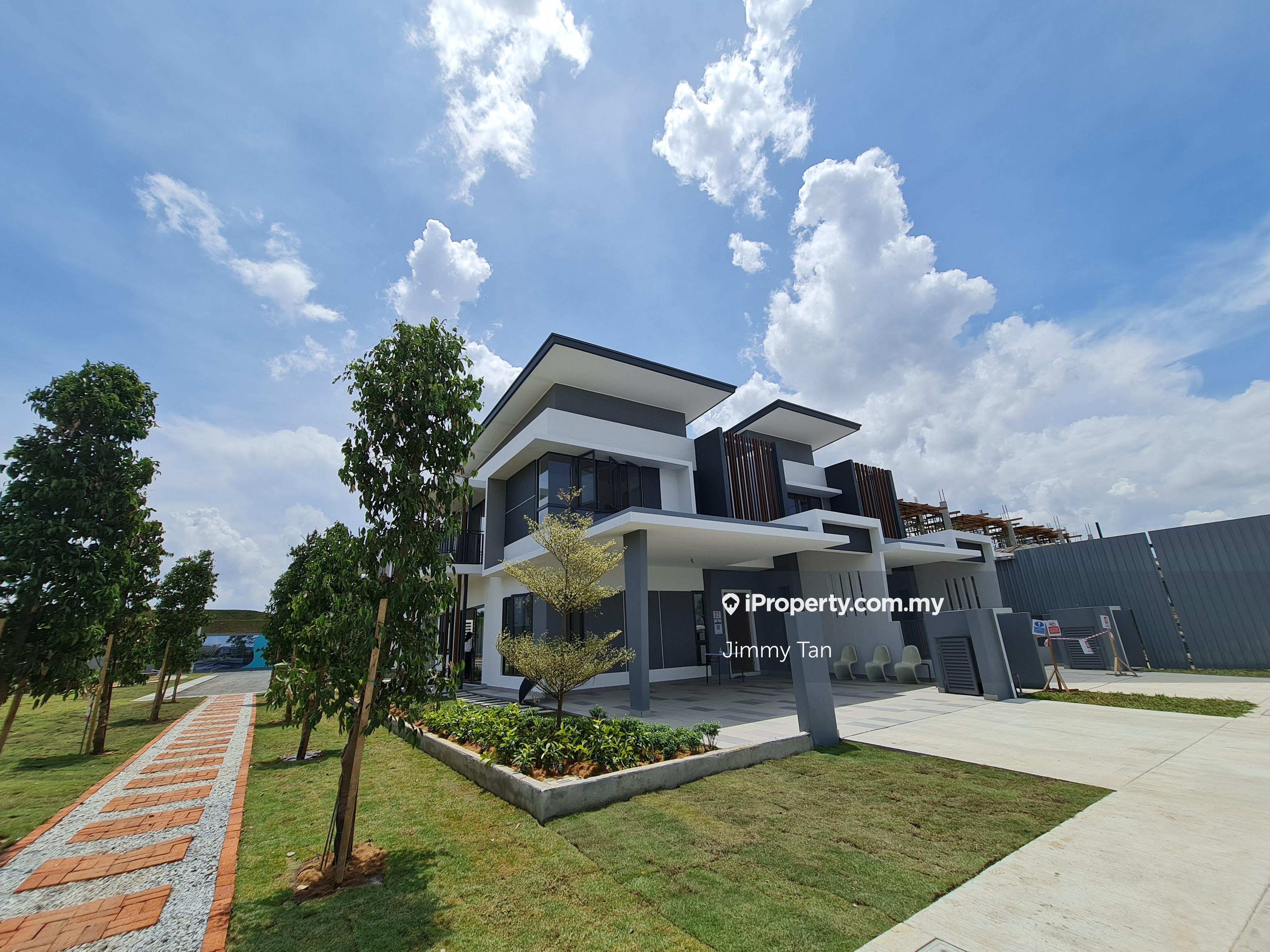 Terrace house for Sale