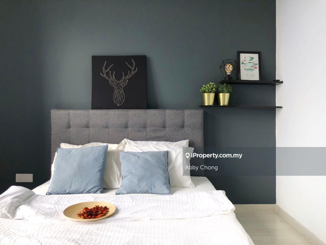 Master Room For Rent !! Attached Private Bathroom. Near Pavilion