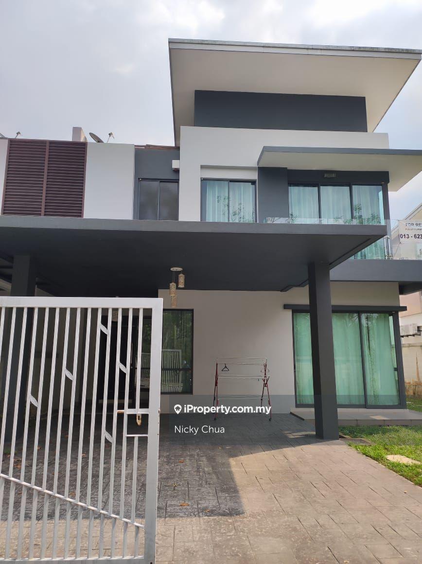 Low Rental Semi D Fully Furnished in Aviva Green Seremban 2