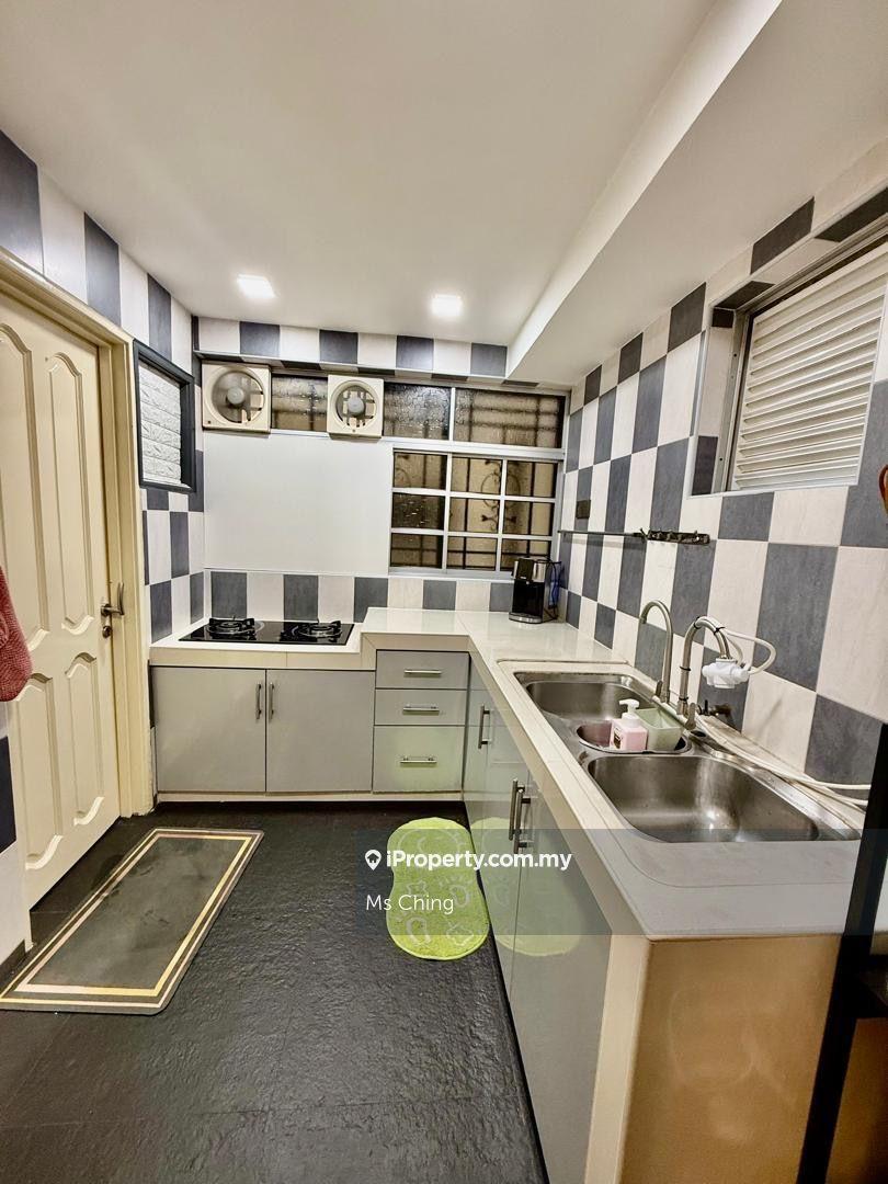 Kuala Lumpur - Idaman Puteri Condo - Gombak