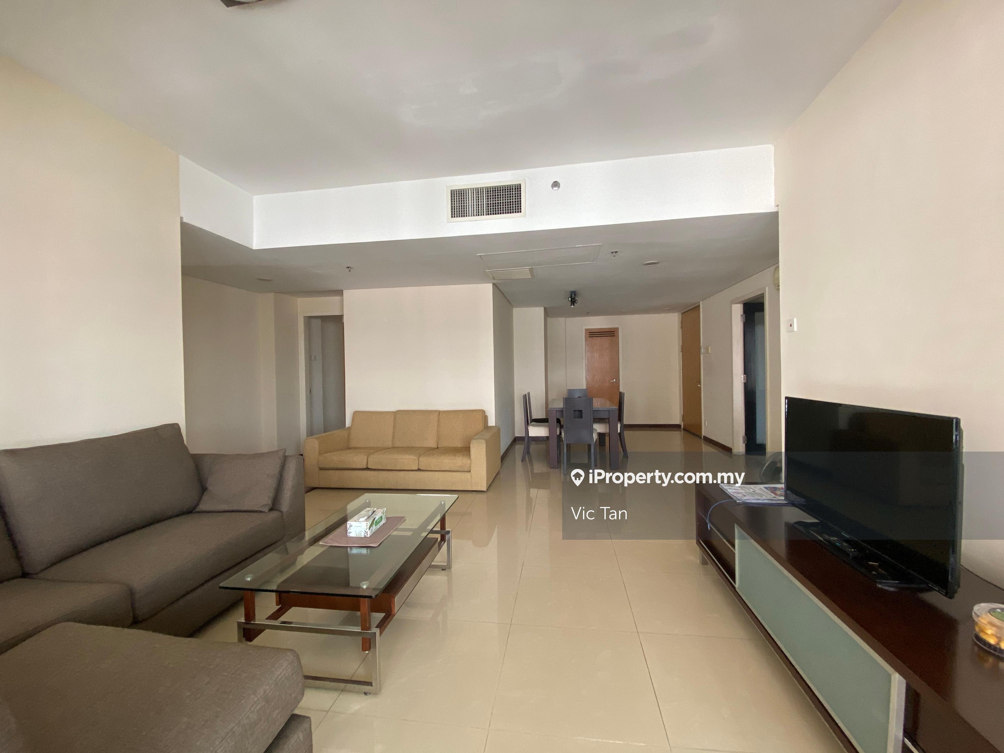 Super Value unit for Sale at I-Zen2 at Kiara 2! Come with 2 Car Parks!