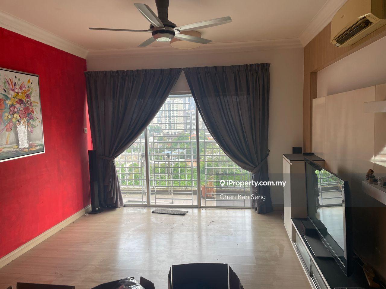 Suria Jelatek High Floor for Sale