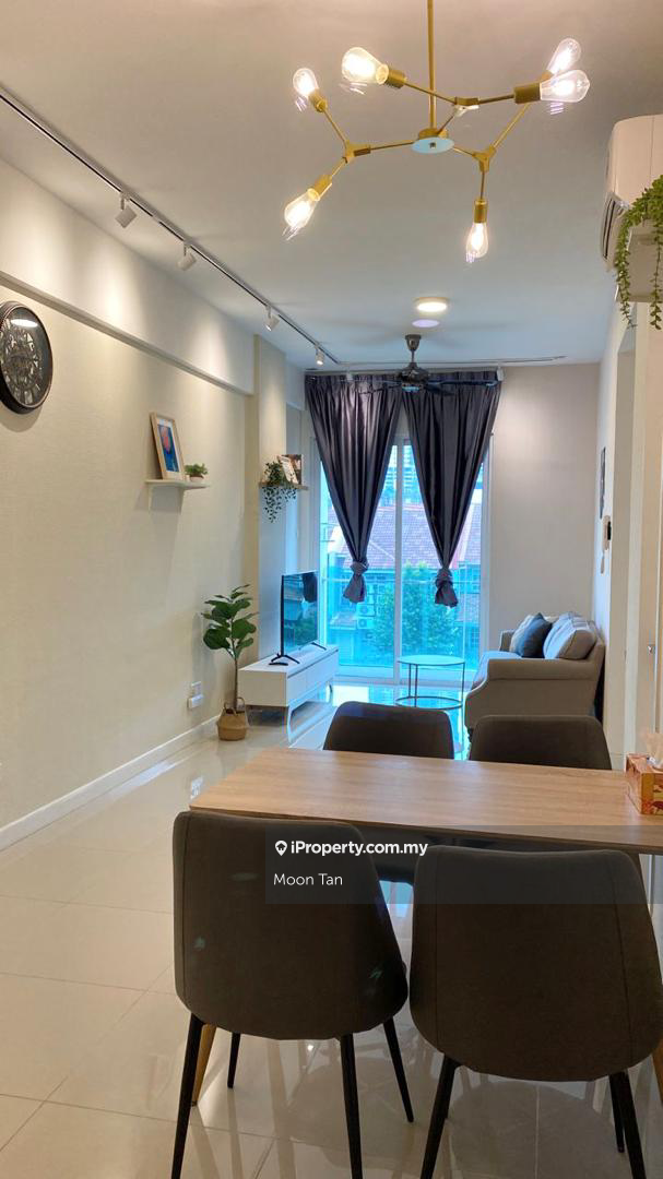 Low density Fully Furnished unit for rent