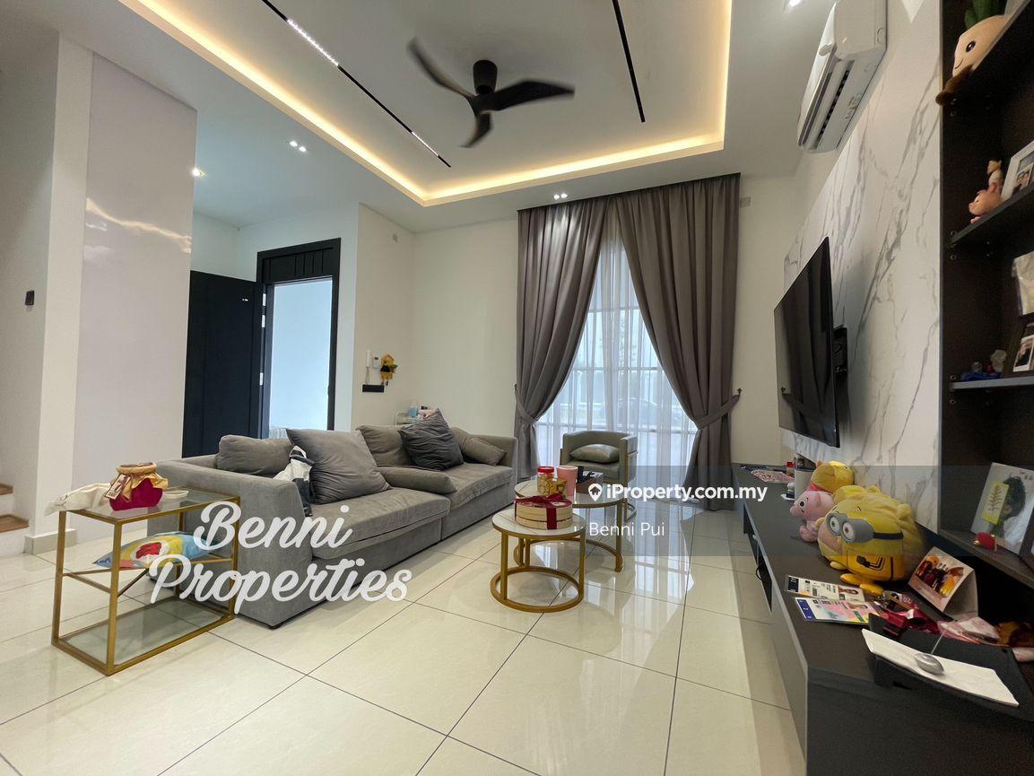 Eco Majestic Stoneridge Renovated Fully Furnished, Semenyih