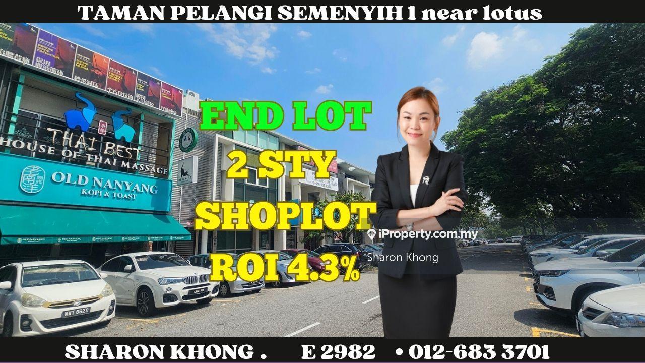 Intermediate double storey shoplot near Lotus Semenyih