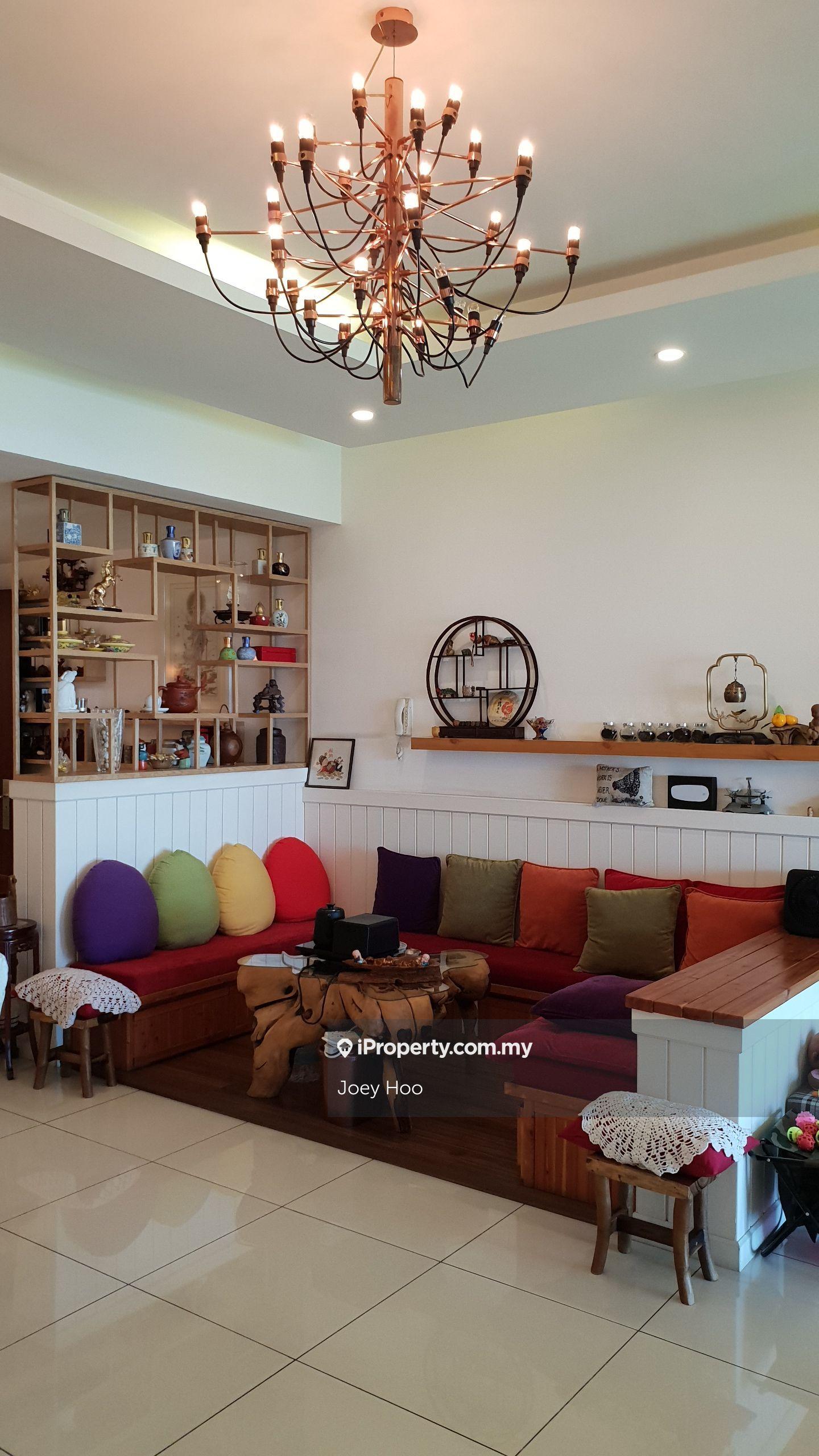 Prime location High End Spacious Condo