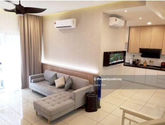 Fully Renovated with ID and Furnished Townhouse Sierra 12 Puchong 