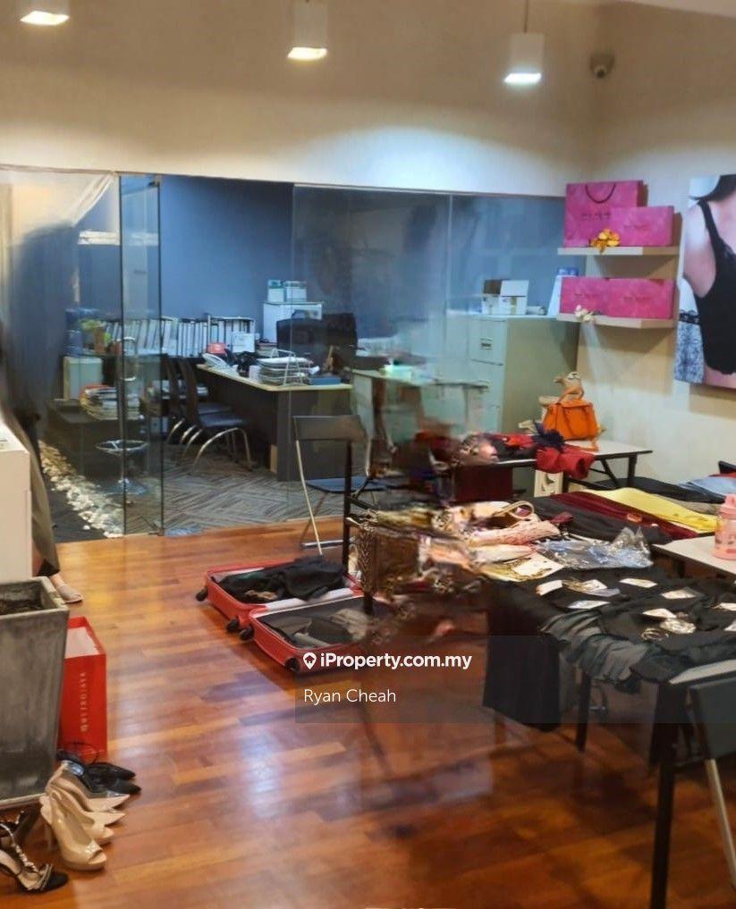 Office for Sale @ 10 Boulevard