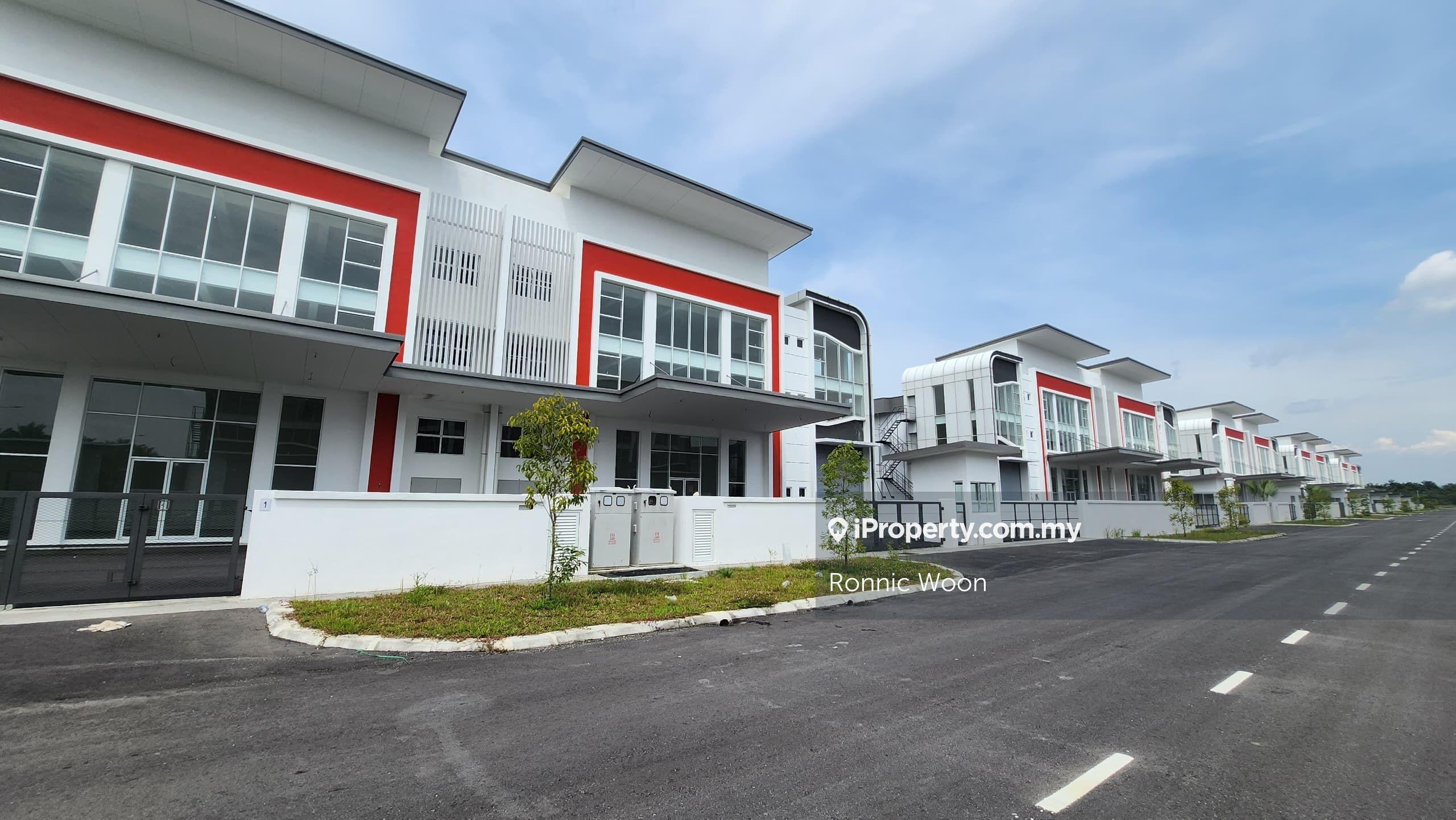 Brand New 3 Sty Semi D Factory at Suria Industrial Park, Sepang - Rent