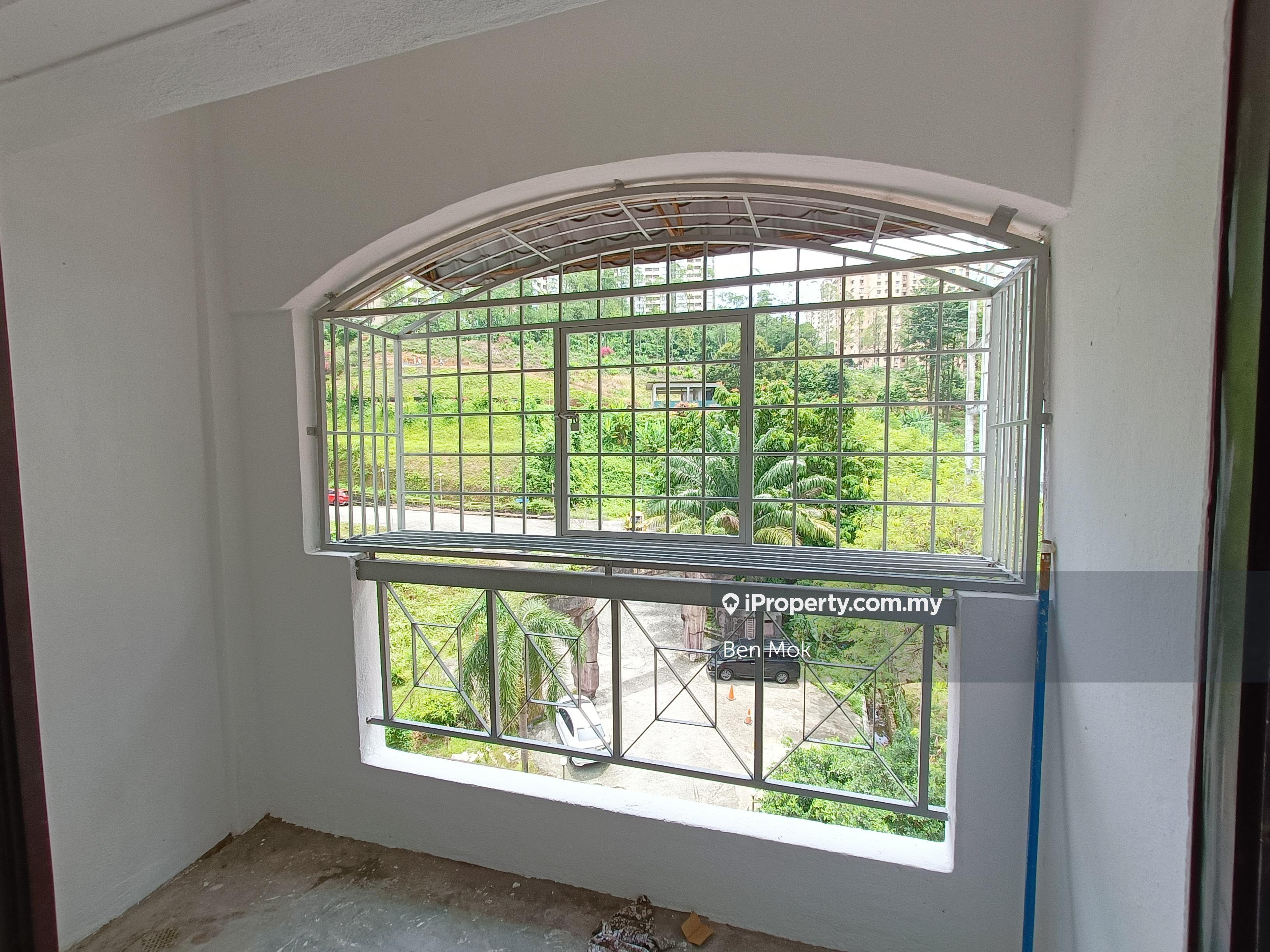 Impiana Shop Apartment, Walk Up, No lift, Wangsa Permai, Near Kepong