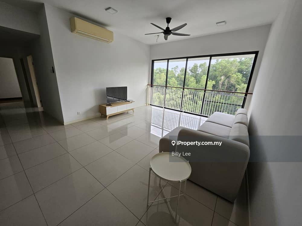 Fully Furnished 3 Bedroom Condo in Bukit Jelutong For Rent
