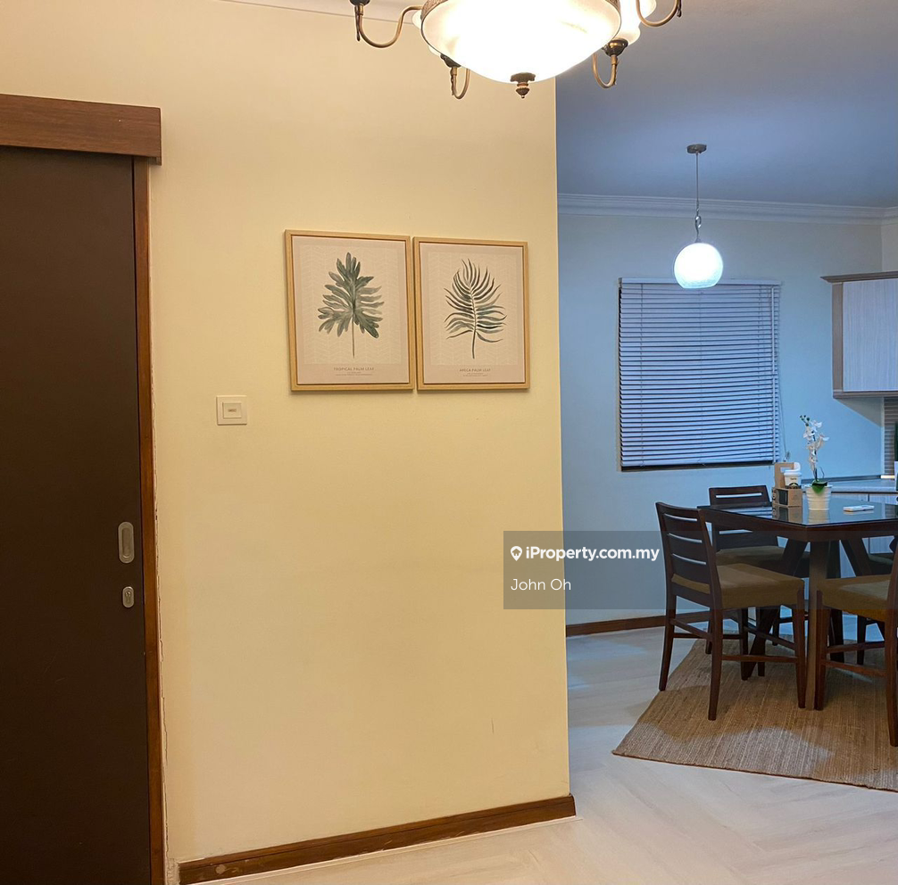 Subang Jaya Saujana residency 2r1b  finished or empire soho for Rent