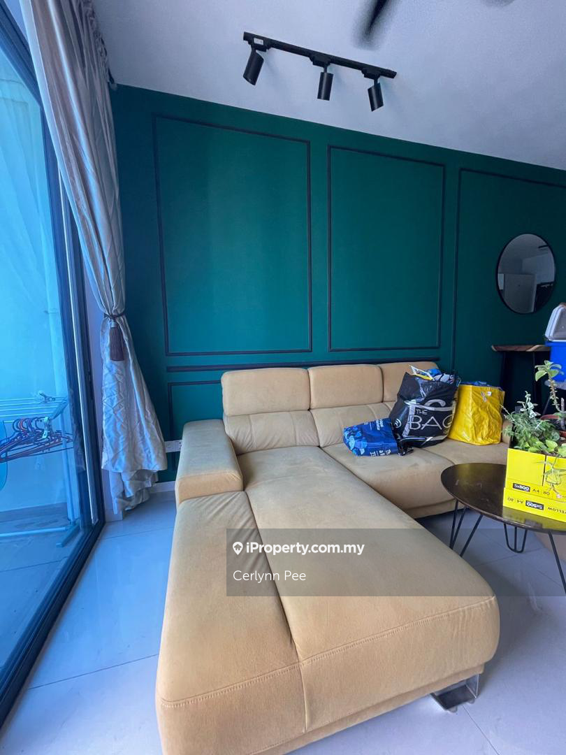 Central Park phase 1 @ Tampoi , 2 Rooms For Rent