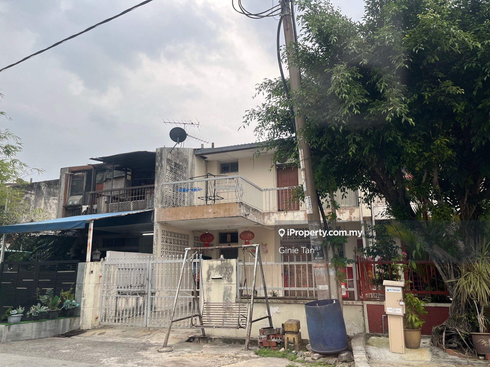 KL off jalan kuching terrace house 