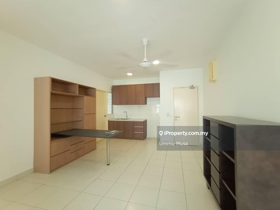 Below Market Renovated Dcamellia Ecohill Semenyih