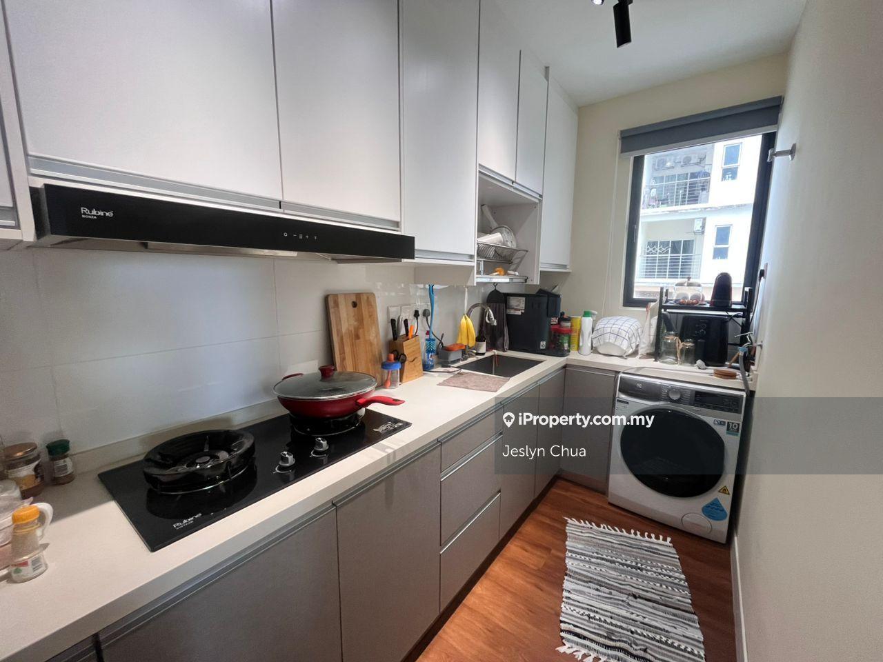 Fully furnished well renovated unit