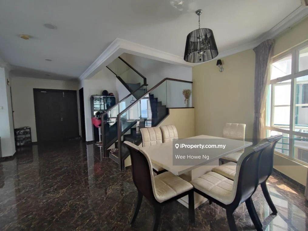 Permas Straits View Condo - Penthouse