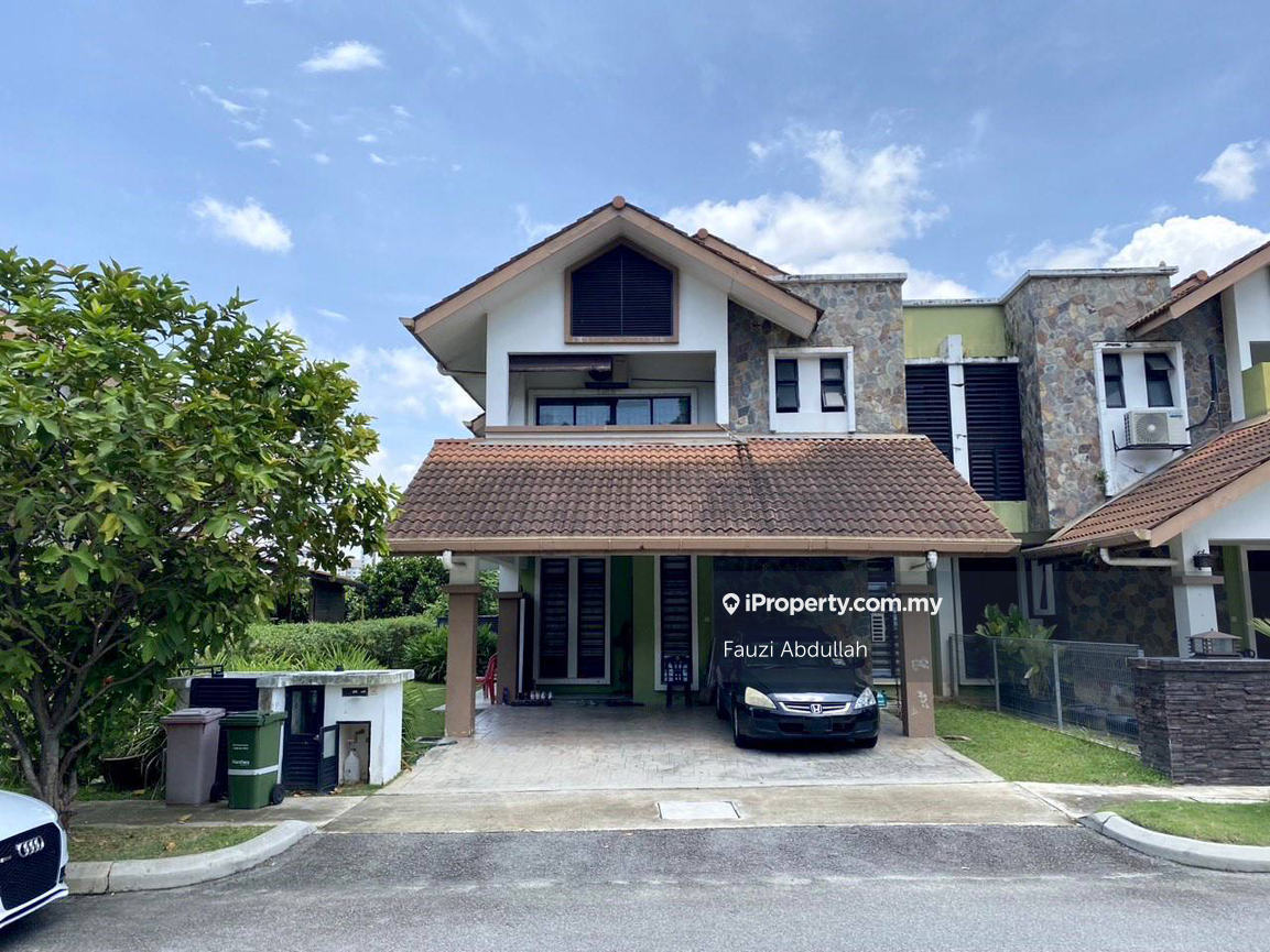Facing Open Double Storey Semi D Presint 15 Putrajaya