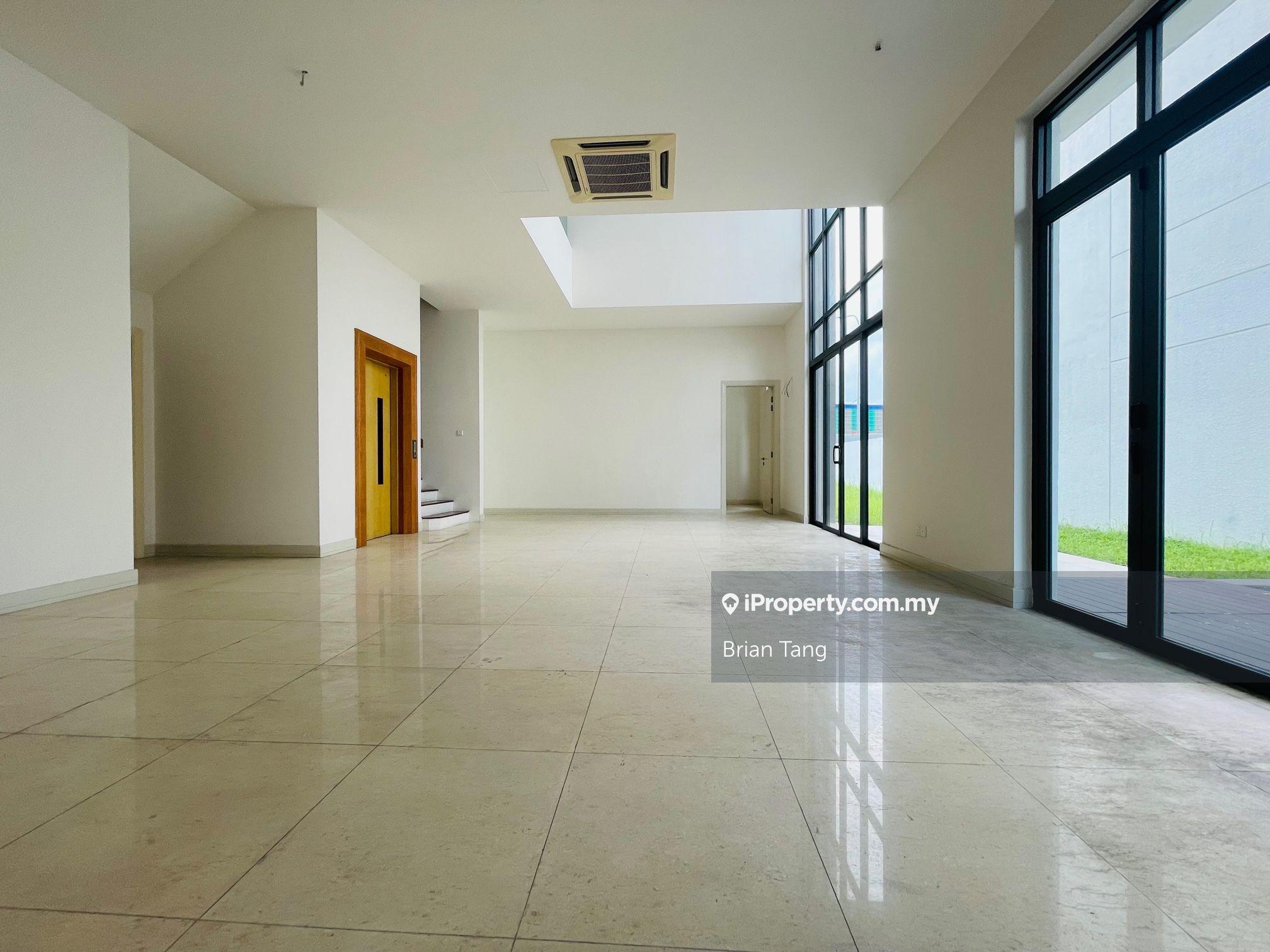 Brand New 3 Storey Bungalow With Lift For Sale
