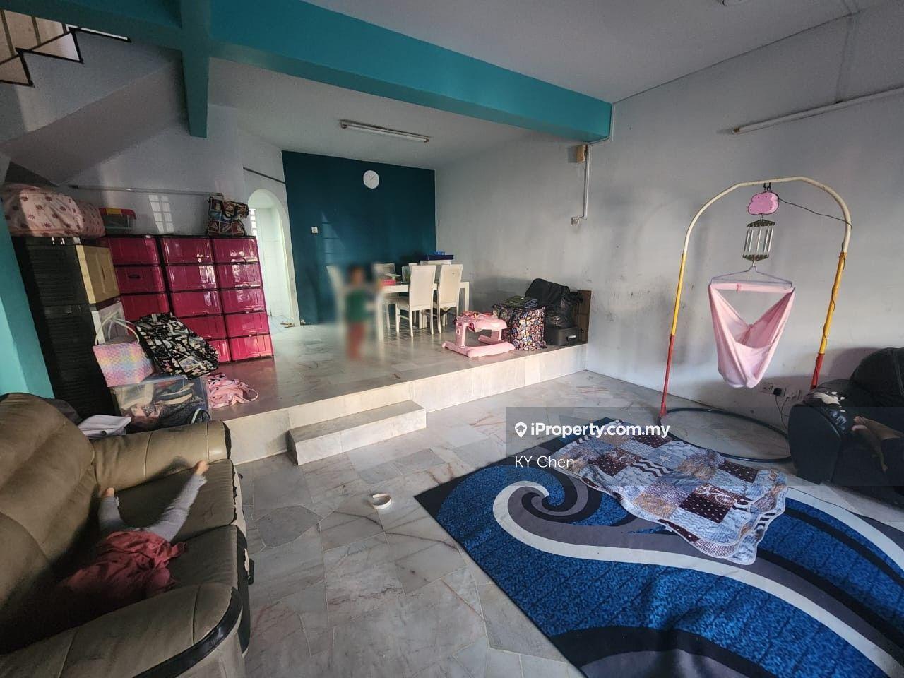 Freehold 2 Storey Landed Terrance House l Nego until let go