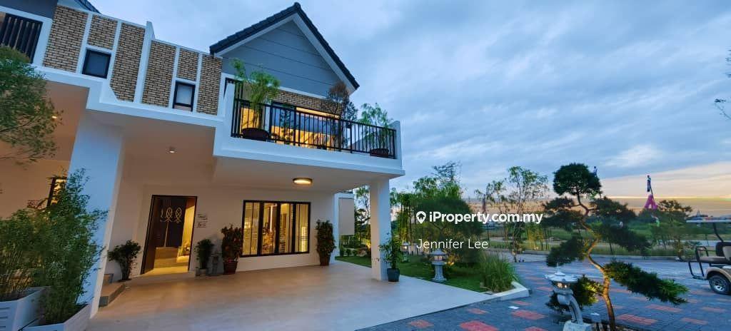 Super spacious 2 sty terrace, Ipoh south precinct, Botani