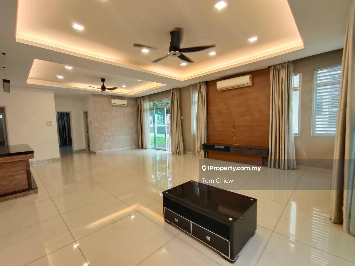 Nusa Idaman Twin Villas 2.5 Storey Semi D House