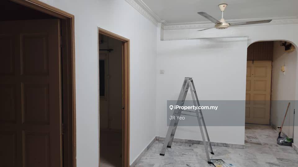 Apartment Gated Guarded have Lift mini mart setapak speed mart