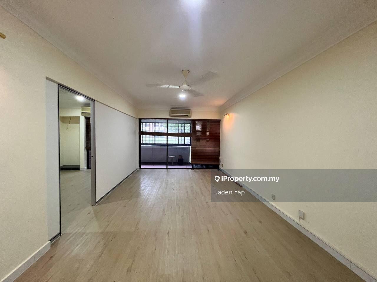 1 bedroom partly furnished
