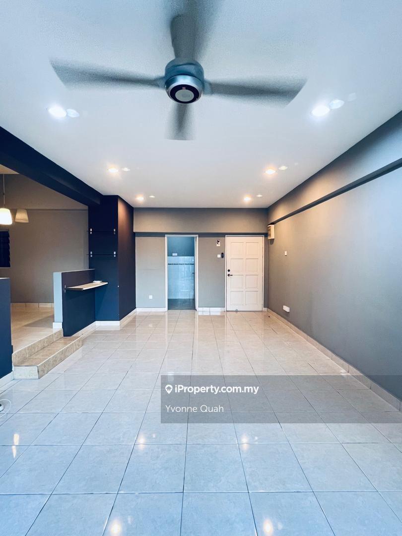 Kelana Mahkota Condo 1260sf Nice View 2 Car Parks, Near Paradigm & LRT