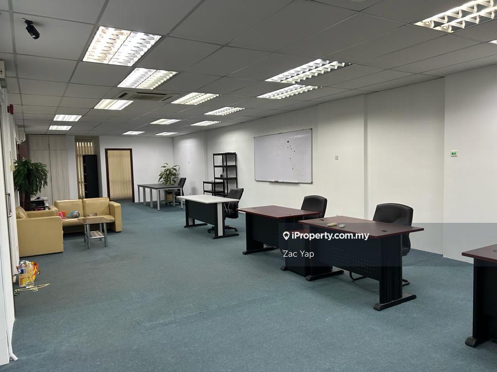 IOI Boulevard Corporate Office Sale with Tenancy (ROI 4%)