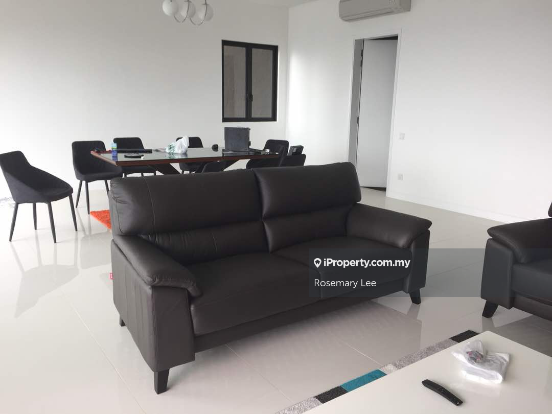 Spacious unit