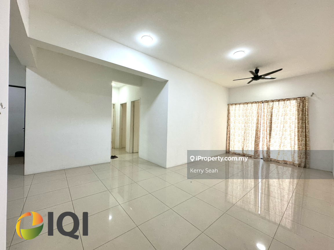 Mahkota Impian Corner Unit Partially Furnished near Alma Aeon