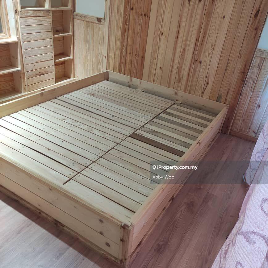 Dian residency sek 13 Shah alam ( furnished studio) July available