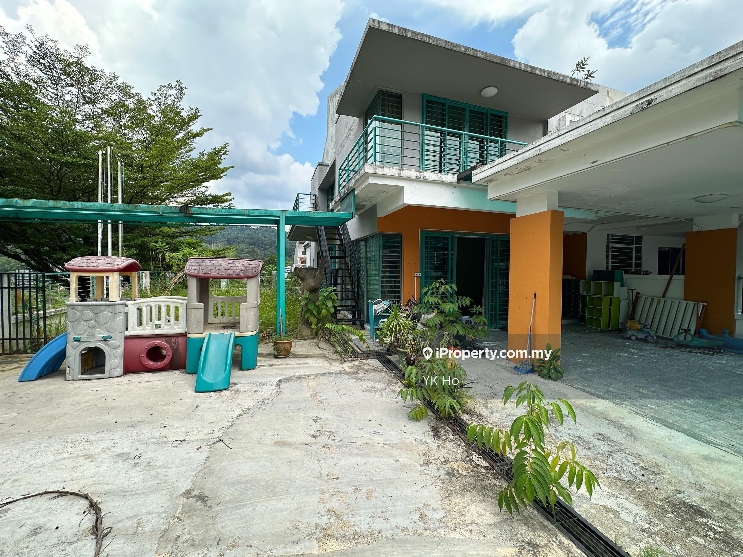 Sering Ukay, Ampang, Selangor, 2.5 Storey Terrace, Corner Lot for sale