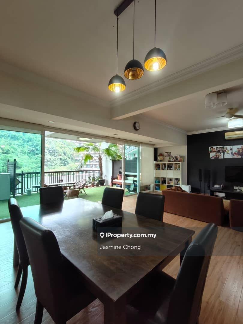 Duplex Condo