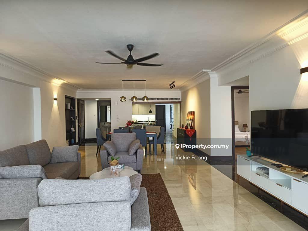 Regency Tower Serviced Condo For Rent