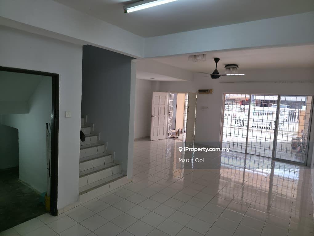 Gated Guarded 2 Storey Terrace House Bandar Mahkota Cheras Sec 7