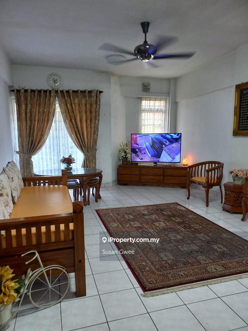Tropika paradise condominium with lift facility at isj17 for sale 